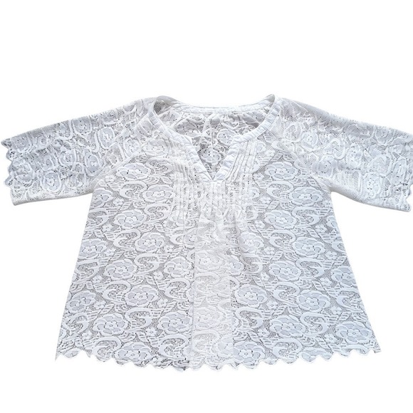 Nha Khanh Tops - White Floral Lace Blouse Short Sleeve V-Neck Scallop Hem Sheer Top